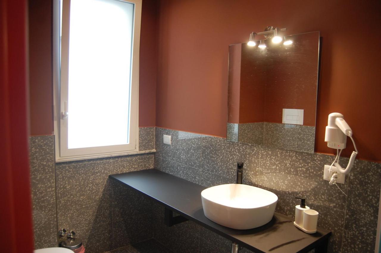 Dimora 81 Bed & Breakfast Сиракуза Екстериор снимка